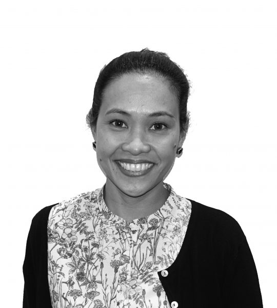 Rosalina Torrefranca <br/><font size="3">(Associate/Conveyancer)</font> Rosalina Torrefranca <br/><font size="3">(Associate/Conveyancer)</font>